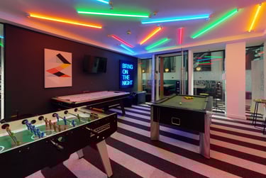 Silver Crtyrd Studio Plus at iQ Hammersmith, 230 Shepherds Bush Rd, Hammersmith, London, W67NL - Image 3